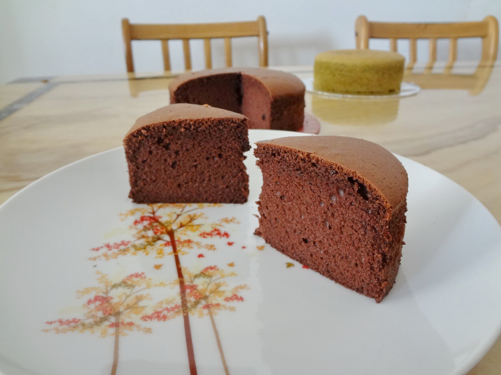 Chocolate Sponge Cake 01