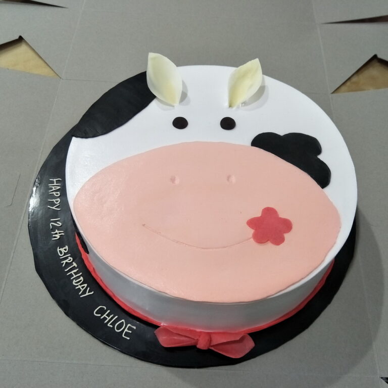 Fresh Cream Cake 36 Cow Face 3D Cake