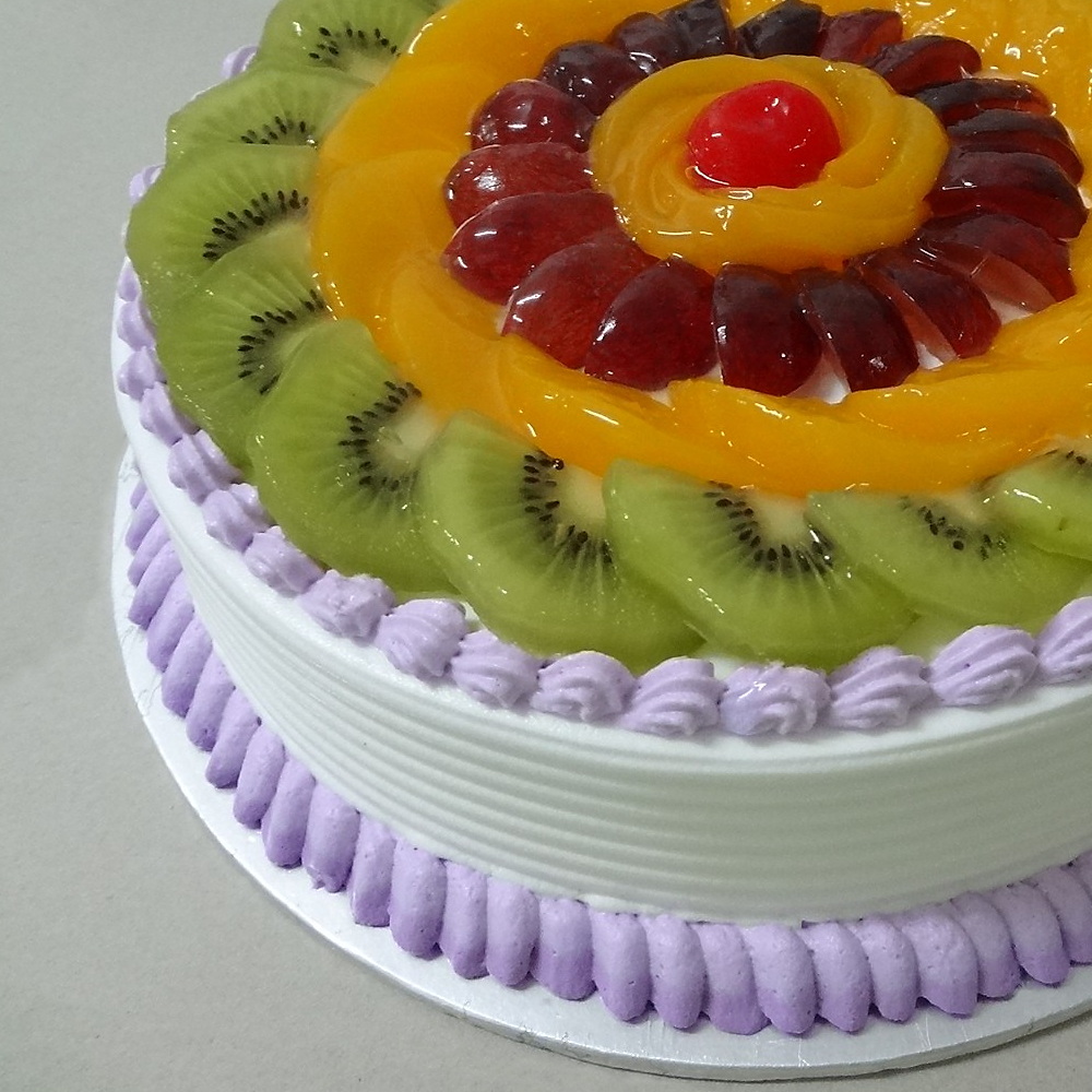 Fresh Cream Cake - Fresh Fruit Topping 3 Fresh Cream Cake - Fresh Fruit Topping - Image 3